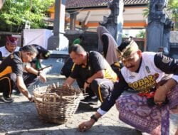 Bakti Religi Hari Bhayangkara ke 77 Polresta Banyuwangi Bersihkan Rumah Ibadah di Bumi Blambangan