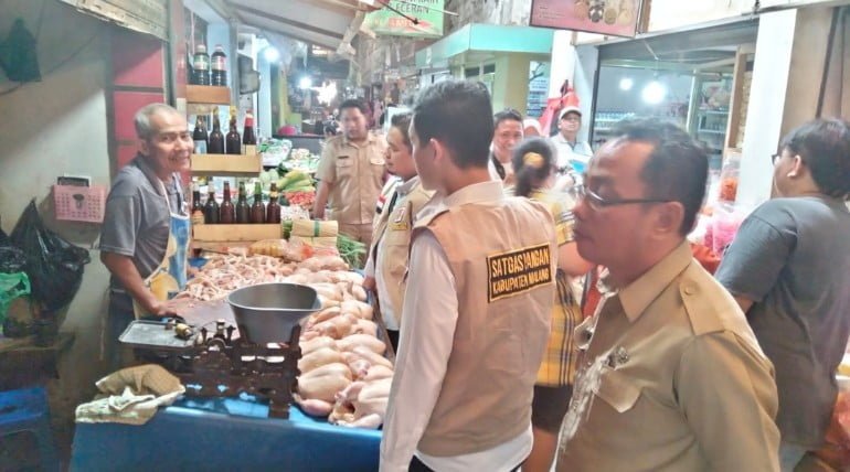 Satgas Pangan Polres Malang Sidak Pasar, Pastikan Stok Bahan Pokok Aman Jelang Idul Adha