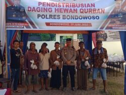 Polres Bondowoso Bagikan 1500 Kupon Pengambilan Daging Qurban Kepada Warga Bondowoso dan Duafak serta Orang Yang Membutuhkan