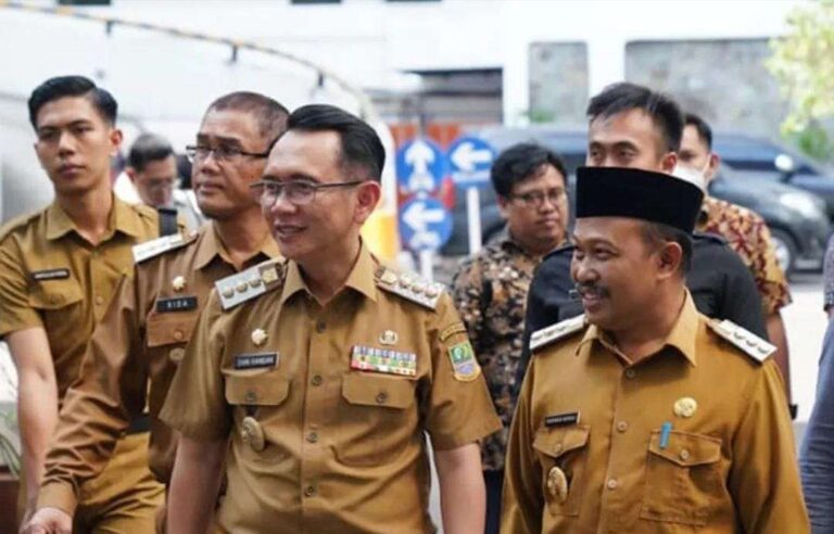 Hadiri Rakor Bersama Mendagri, Pj Bupati Bekasi Komitmen Bangun Komunikasi Terbuka dengan Masyarakat