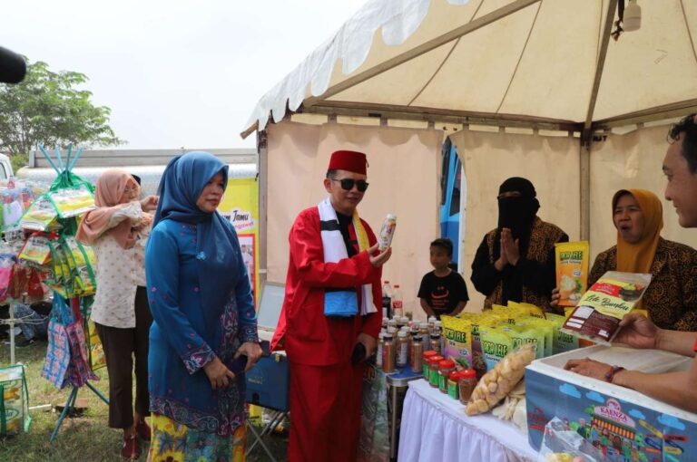 Dinas Koperasi dan UKM Hadirkan Pameran Produk UMKM di Lebaran Bekasi 2023