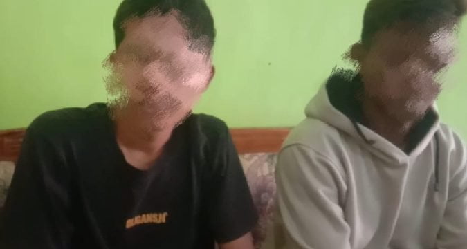 OKNUM KADES DI LAMPURA TEGA MEMUKULI SOPIR TRUK HINGA BABAK BELUR