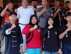 Camat Sungkai Jaya dan Ketua GMBI KSM Sungkai Jaya melepas Atlet Wing Chun di Ajang Kualifikasi Pra PON dan PON