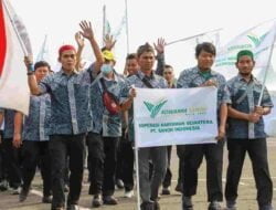 Pj Bupati Bekasi Dampingi Plh Gubernur Jabar Buka Acara Puncak Peringatan Hari Koperasi ke-76