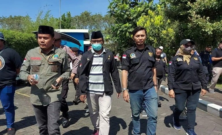 DPP AMI, Meminta Majelis Hakim Memvonis Keempat Para Koruptor Kasus Korupsi PJU Lamongan di Atas Tuntutan JPU