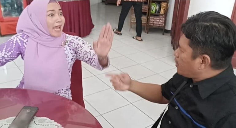 Dugaan Pelecehan Profesi Wartawan oleh Oknum Kasubag Umum BPS Situbondo