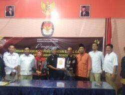 Partai Gerindra Serahkan Berkas Bacaleg Pukul 22.30 WIB.