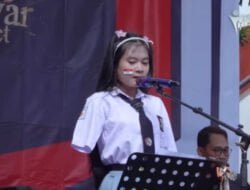 VIRAL! Santi Suryani Pelajar Disabilitas Banjir Pujian Usai Menyanyikan Lagu Nemen, Netizen: Mantap Suaranya