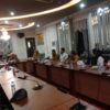 Bupati PALI Dr Ir, H Heri Amalalindo MM Memberikan Bantuan isentif Khusus Pada Tenaga Pendidikan Baik Honor Maupun ASN Yang Mengajar di SMP Satap Talang Betung