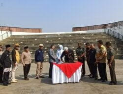 Gubernur Jabar Hadiahkan Alun-alun Setu Ajarwana pada Hari Jadi Kabupaten Bekasi ke-73