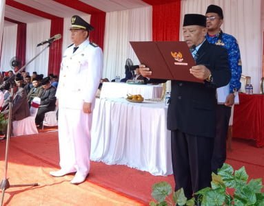 Camat Sukatani Pimpin Langsung Upacara HUT RI Ke-78