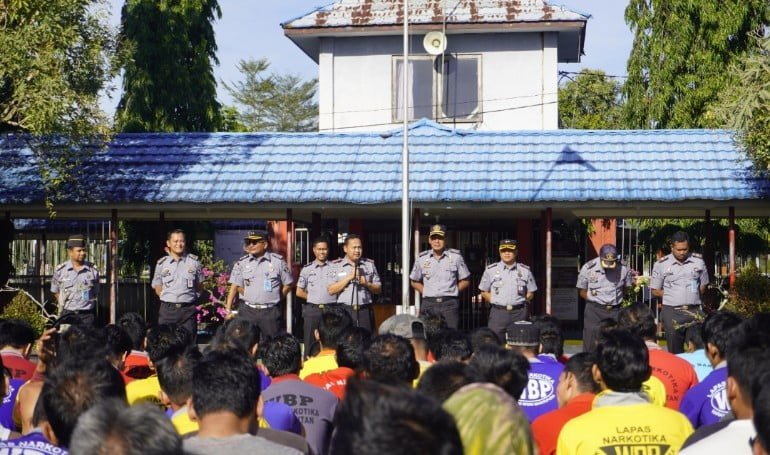 Tingkatkan Kamtib, Ribuan Warga Binaan Lapas Narkotika Karang Intan Simak Pengarahan Kalapas