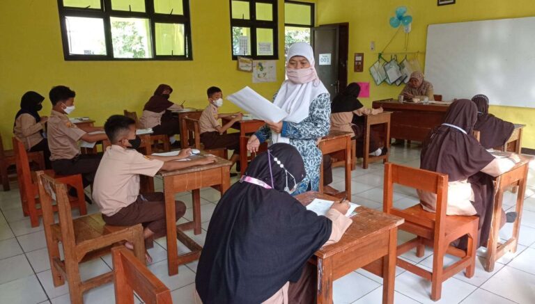 Kadisdik Minta Kepala Sekolah Maksimalkan Anggaran Pemeliharaan dan Kebutuhan Sekolah