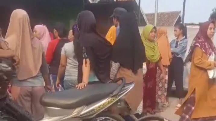 Masarakat Minta tindak tegas adanya pungli pengambilan beras subsidi sampai puluhan ribu rupiah di desa tanjungbaru