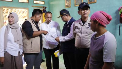 Lebih Bagus dan Nyaman, Pj Bupati Bekasi Apresiasi Kolaborasi Warga Bangun Rutilahu