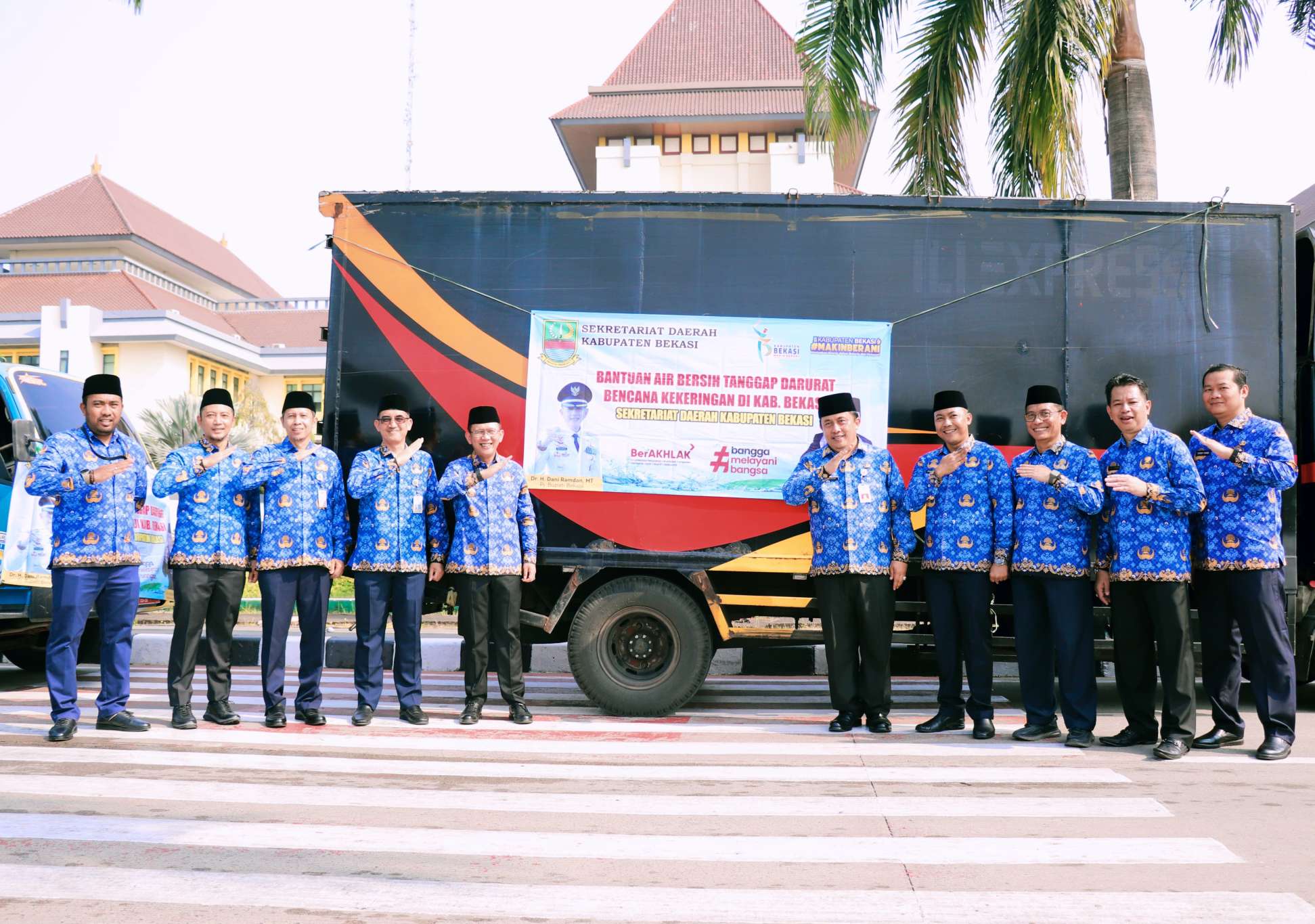 Pj Bupati Bekasi Ajak Swasta, Komunitas dan Organisasi Kemasyarakatan Bantu Warga Terdampak Kekeringan