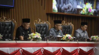 Rapat Paripurna DPRD, Pj Wali Kota Sampaikan Jawaban Pandangan Umum Fraksi terhadap Lima Raperda