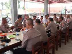 Mempererat Silaturahmi, Kapolres Dan PJU Polres Aceh Tenggara Lakukan Coffee Morning