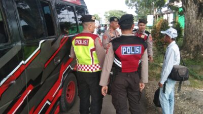Polres Kota Langsa Bantu Warga Padang Yang Tak Punya Uang Untuk Pulang Kampungnya