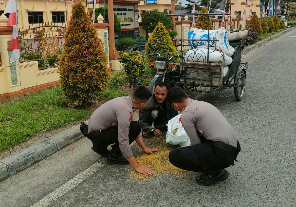 Sat Samapta Penjagaan Polres Langsa Gerak Cepat Membantu Masyarakat Yang Dialami Seorang Petani