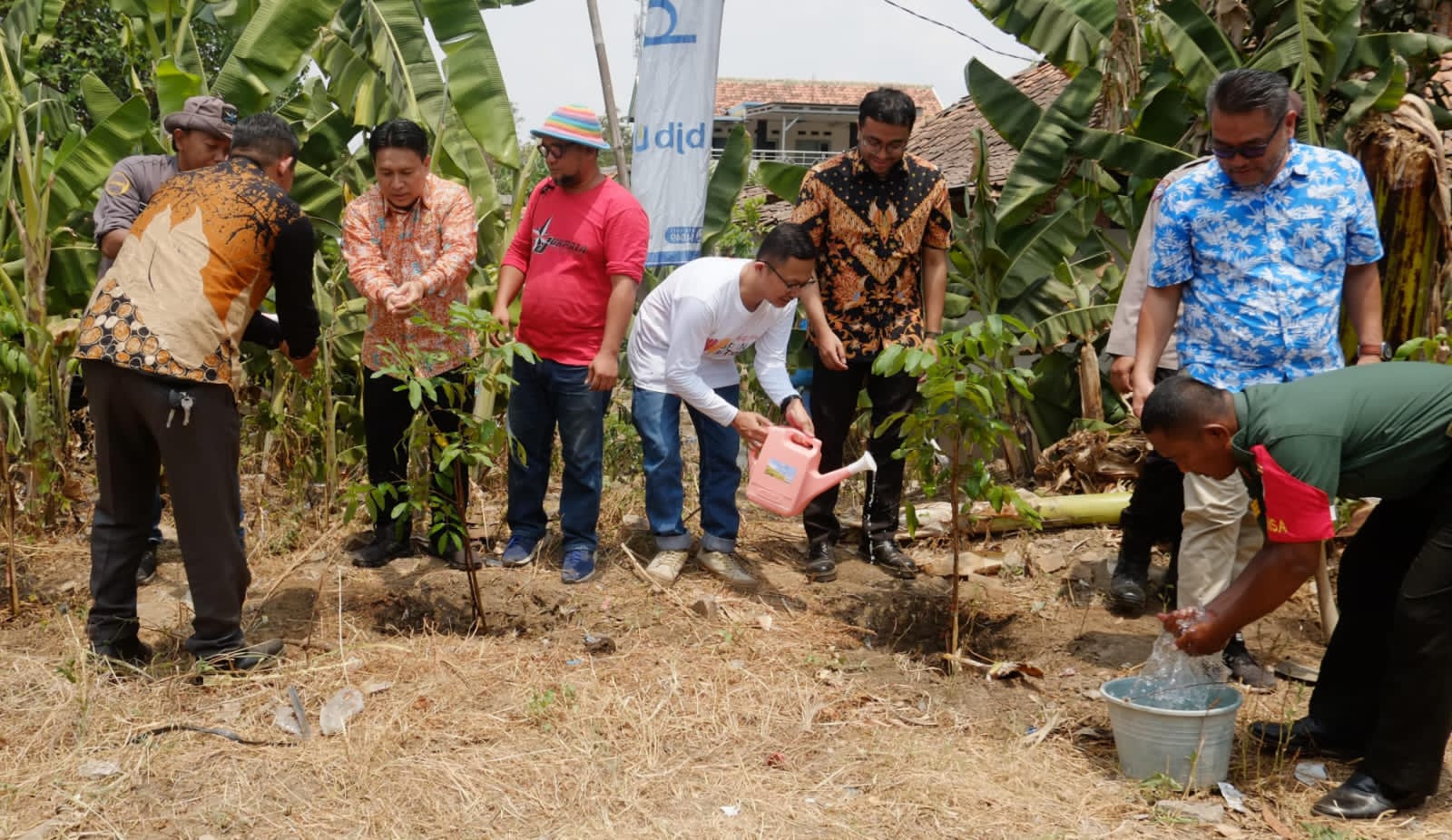 Jurpala Indonesia Sebar Sejuta Pohon Buah untuk Masyarakat