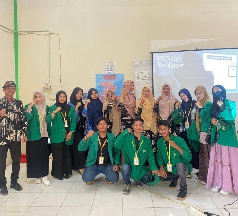 Mahasiswa KKN-PPM Unimal Kelompok 70 Melaksanakan Pelatihan Pengunaan Platform Wordwall Bagi Guru MIN 2 Aceh Utara