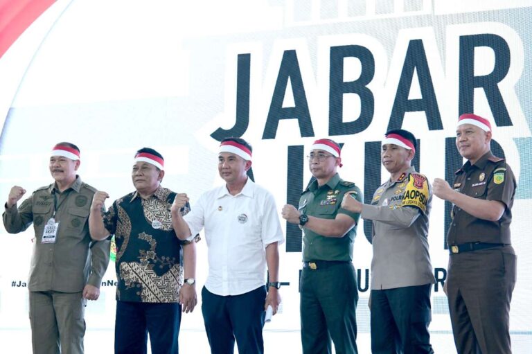 Relawan Capres Deklarasi Jabar Akur