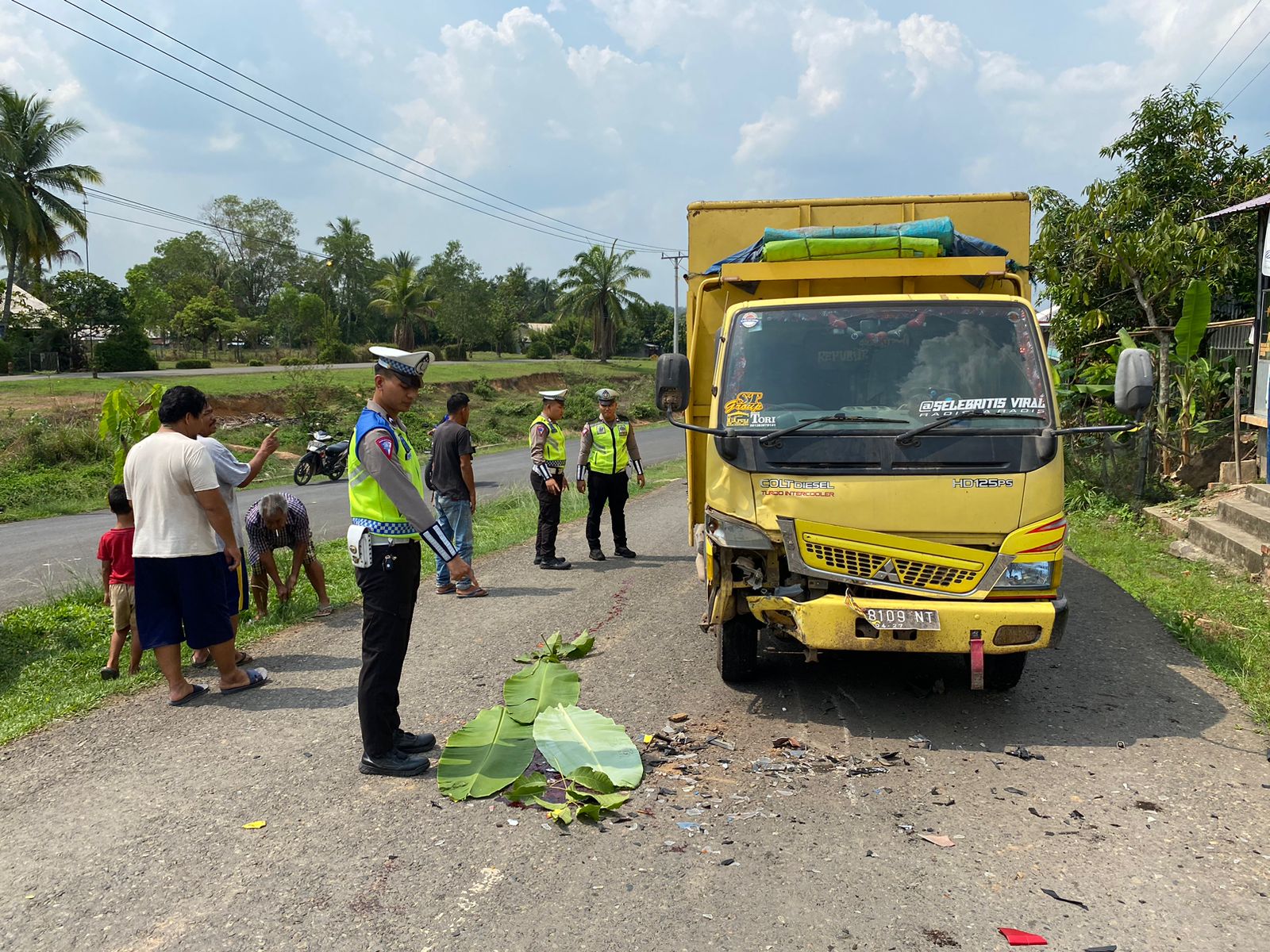 Tak Bisa Dihindarkan, Truk vs Motor Mengakibatkan Korban Jiwa