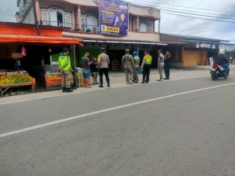 Penertiban Alat Peraga Kampanye di Kabupaten Bener Meriah