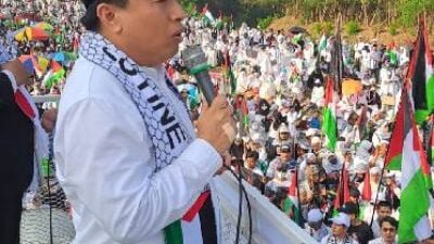 Ketua DPRD Kabupaten Bekasi BN.Holik Qodratulloh Dalam Aksi Bela Palestina : Penjajahan diatas Dunia Harus dihapuskan