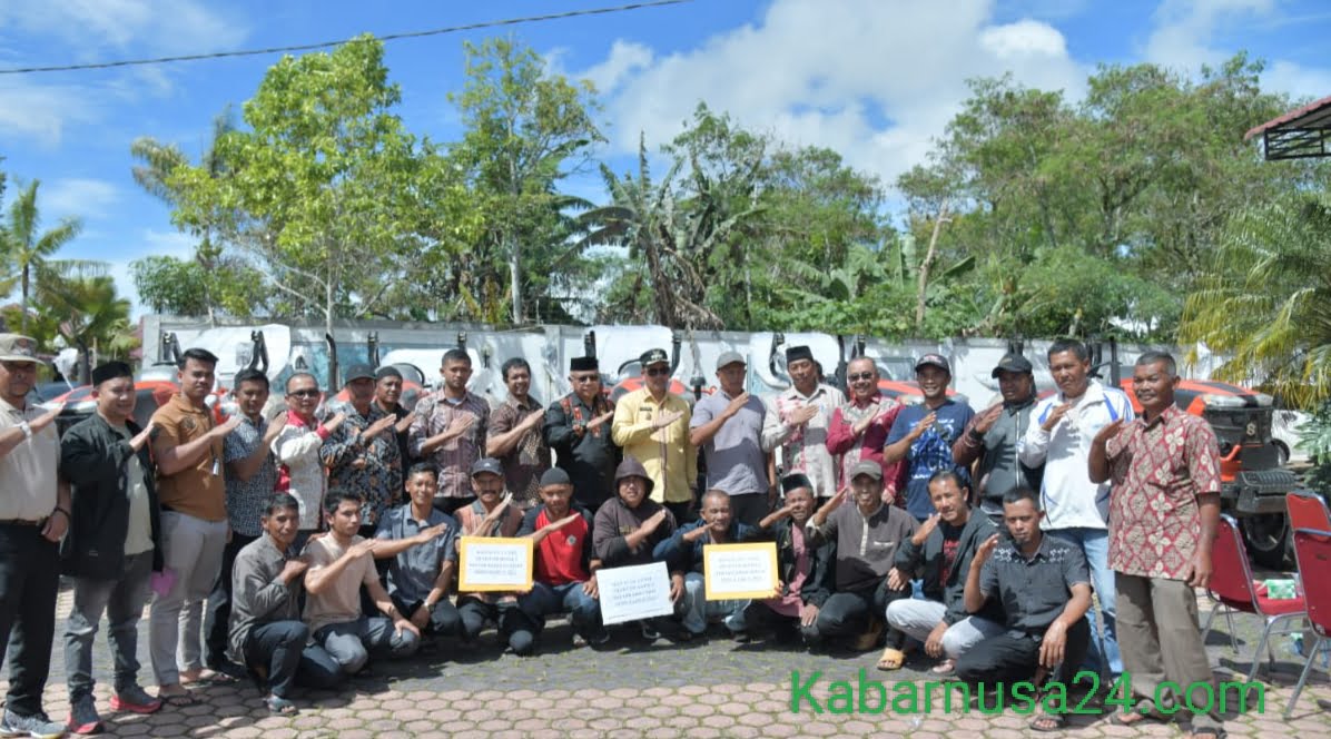 Pemerintah Pusat Serahkan Traktor Pada 20 Klompok Tani Gayo