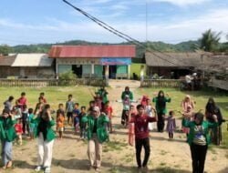 Mahasiswa KKN-PPM K109 Lakukan Senam Sehat Dan Pembagian Bubur Kepada Anak – Anak Gampong Meunasah Krueng