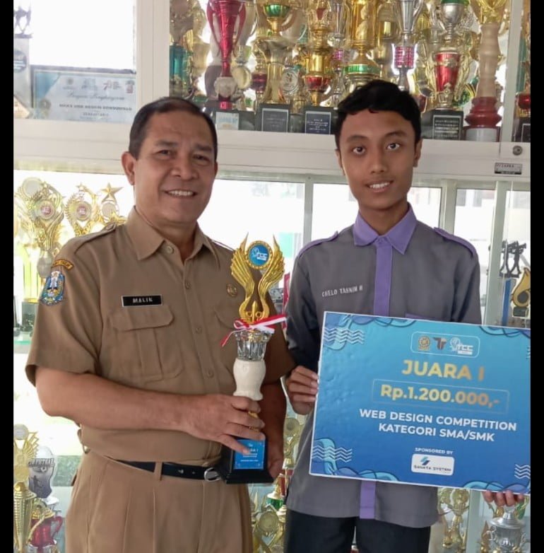 Chelo Juara Satu Bikin Web Disain