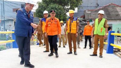 Pilot Project Revitalisasi Jembatan Sadang Antisipasi Banjir Akibat Sampah