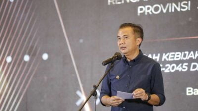 Bey Machmudin Tetapkan UMK 2024 Kabupaten dan Kota Kota Bekasi Tertinggi, Banjar Terendah