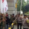 LSM Trinusa Aksi Damai di Depan Kantor Gedung Gubernur Lampung