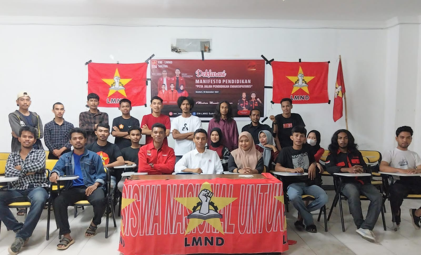 Peta Jalan Pendidikan Emansipatoris" Eksekutif Wilayah Liga Mahasiswa Nasional Untuk Demokrasi Sulawesi Tenggara( EW LMND SULTRA) Gelar Deklarasi Manifesto Pendidikan Pada Tanggal 30 November 2023.