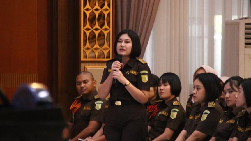 Wakil Jaksa Agung Dr. Sunarta: Jaksa BerAKHLAK Turut Berperan Menyukseskan Pembangunan Nasional Melalui Penegakan Hukum yang Humanis