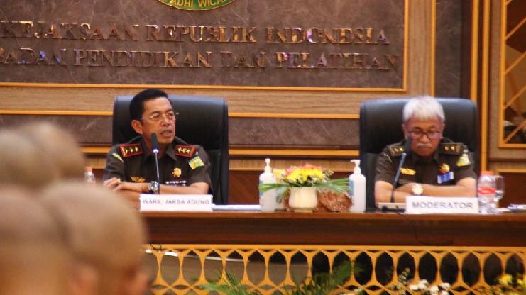 Wakil Jaksa Agung Dr. Sunarta: Jaksa BerAKHLAK Turut Berperan Menyukseskan Pembangunan Nasional Melalui Penegakan Hukum yang Humanis