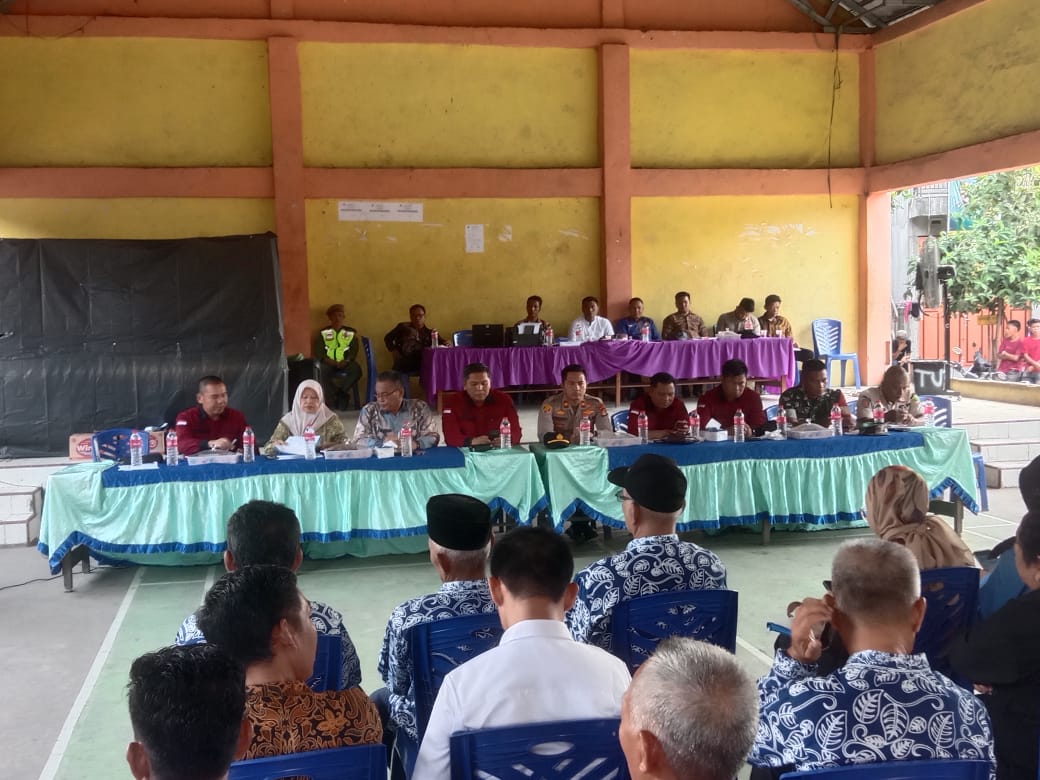 Polsek Penukal Utara Hadiri Kegiatan Lelang Lebak Lebung Sungai di Desa Tempirai