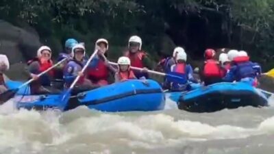 Abah Bongkeng dan Mamay Apresiasi Komunitas Pegiat Alam di Tasikmalaya