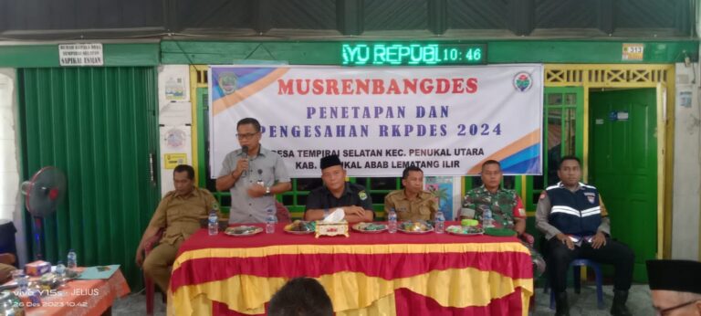 Polsek Penukal Utara Hadiri kegiatan Musyawarah Penetapan Anggaran Belanja 2024 Desa Tempirai Selatan