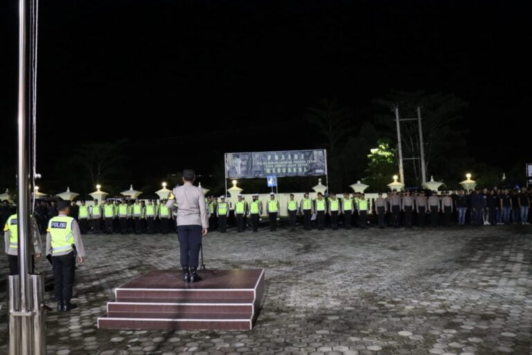 kegiatan Apel Gabungan Yang dipimpin Langsung Oleh Kapolres Pali, AKBP Khairu Nasrudin, S.I.K., M.H. dihalaman Mapolres PALI.