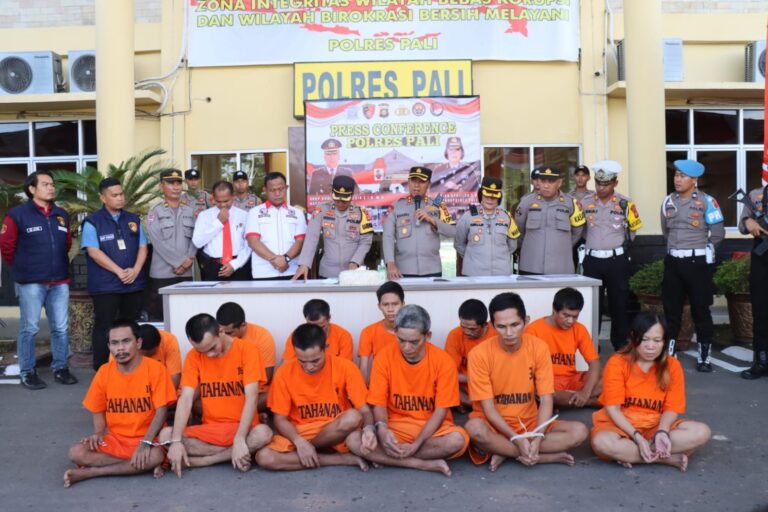 Polres PALI Mengadakan Press Release Akhir Tahun 2023, Memaparkan Sejumlah keberhasilan Dalam Mengungkap Berbagai kasus,Baik Tindak Pidana Maupun kecelakaan Lalu Lintas,