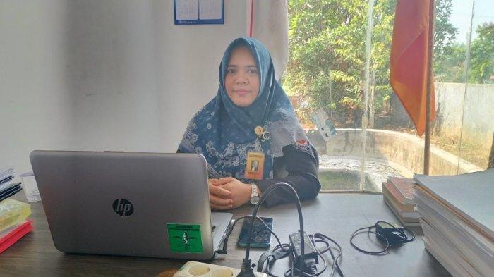 Ketua Bawaslu Lampura Putri Intan Sari, Larang Kampanye di Media Massa