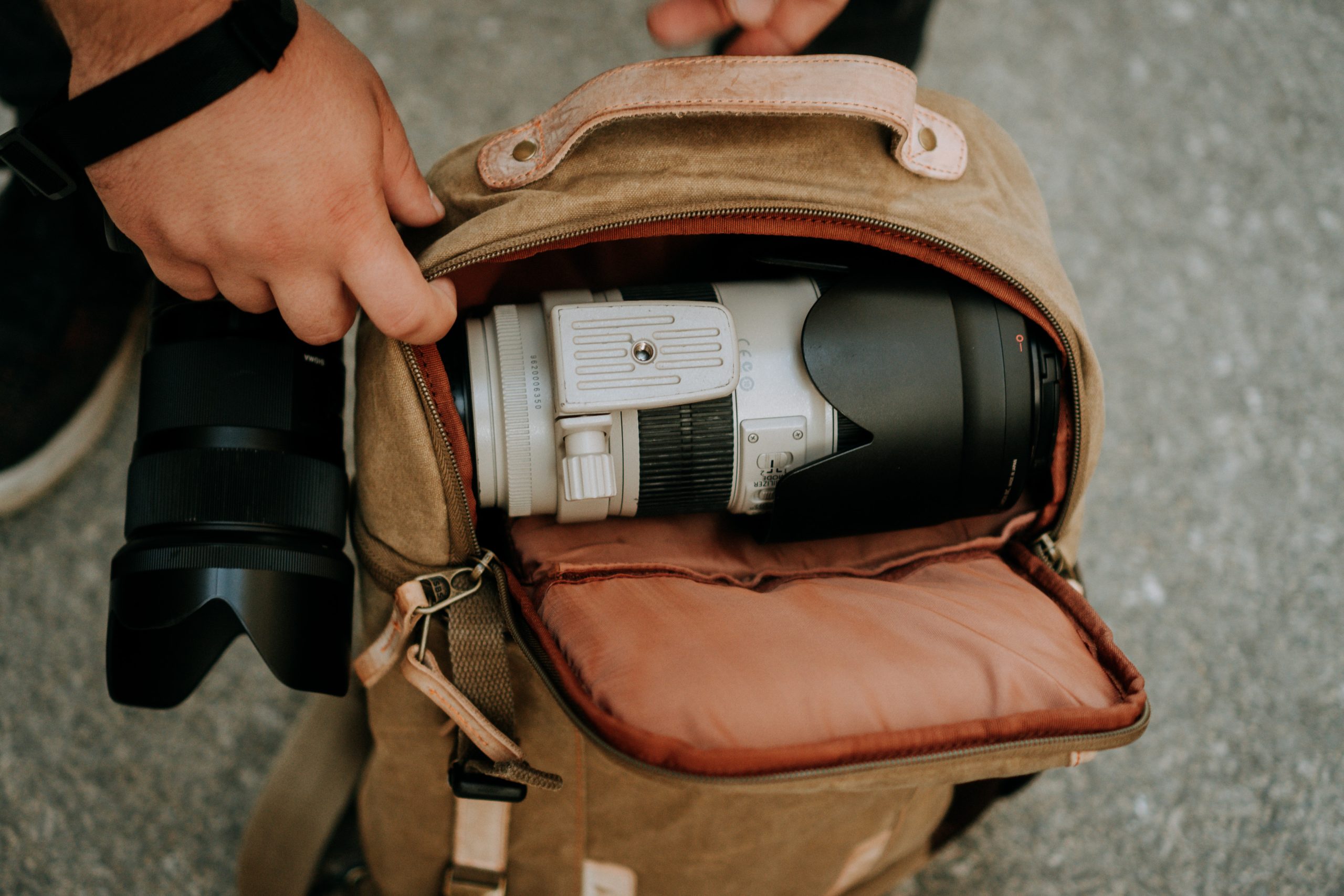 Abadikan Momen tak Terlupakan: Tips Membawa Kamera Saat Bepergian