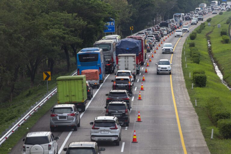 Menhub: Puncak Arus Balik Nataru 2024 1-2 Januari