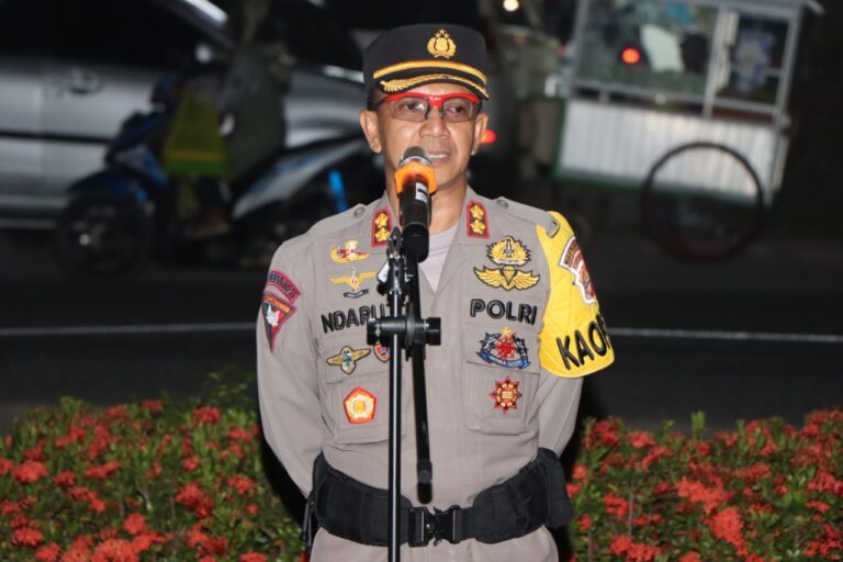 Polres Tubaba Gelar Apel Kesiapan Pengamanan Perayaan Malam Pergantian Tahun Baru  2024