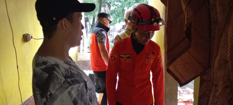 PEMKOT CIMAHI GERAK CEPAT TANGGULANGI BANJIR