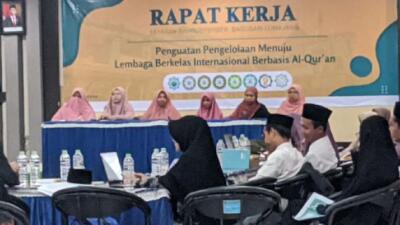 Yayasan Bahrusyifa Bagusari Gelar Rapat Kerja (RAKER) Penguatan Pengelolaan Menuju Lembaga Berkelas Internasional Berbasis Al – Quran